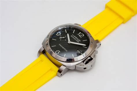 rubber strap panerai